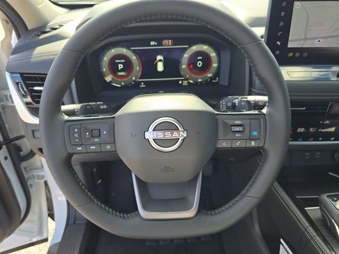 New 2026 Nissan Rogue Platinum image 30