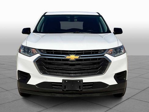Used 2018 Chevrolet Traverse LS image 3