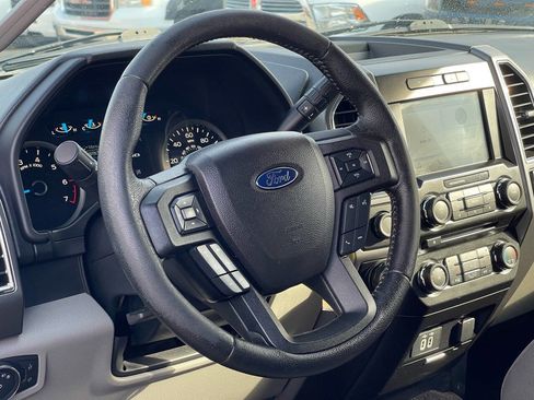 Used 2016 Ford F150 XLT w/ Equipment Group 302A Luxury AWD/4WD image 6