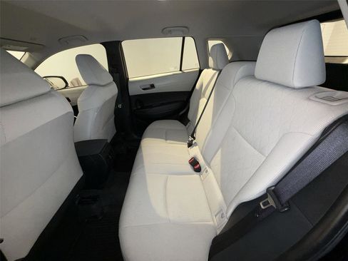 Used 2023 Toyota Corolla Cross L image 24