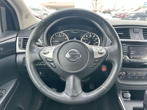 Used 2016 Nissan Sentra SV image 27