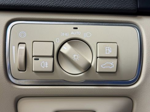 Used 2015 Volvo V60 T5 Premier Plus image 29