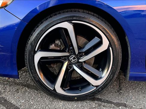 Used 2022 Honda Accord Sport image 6