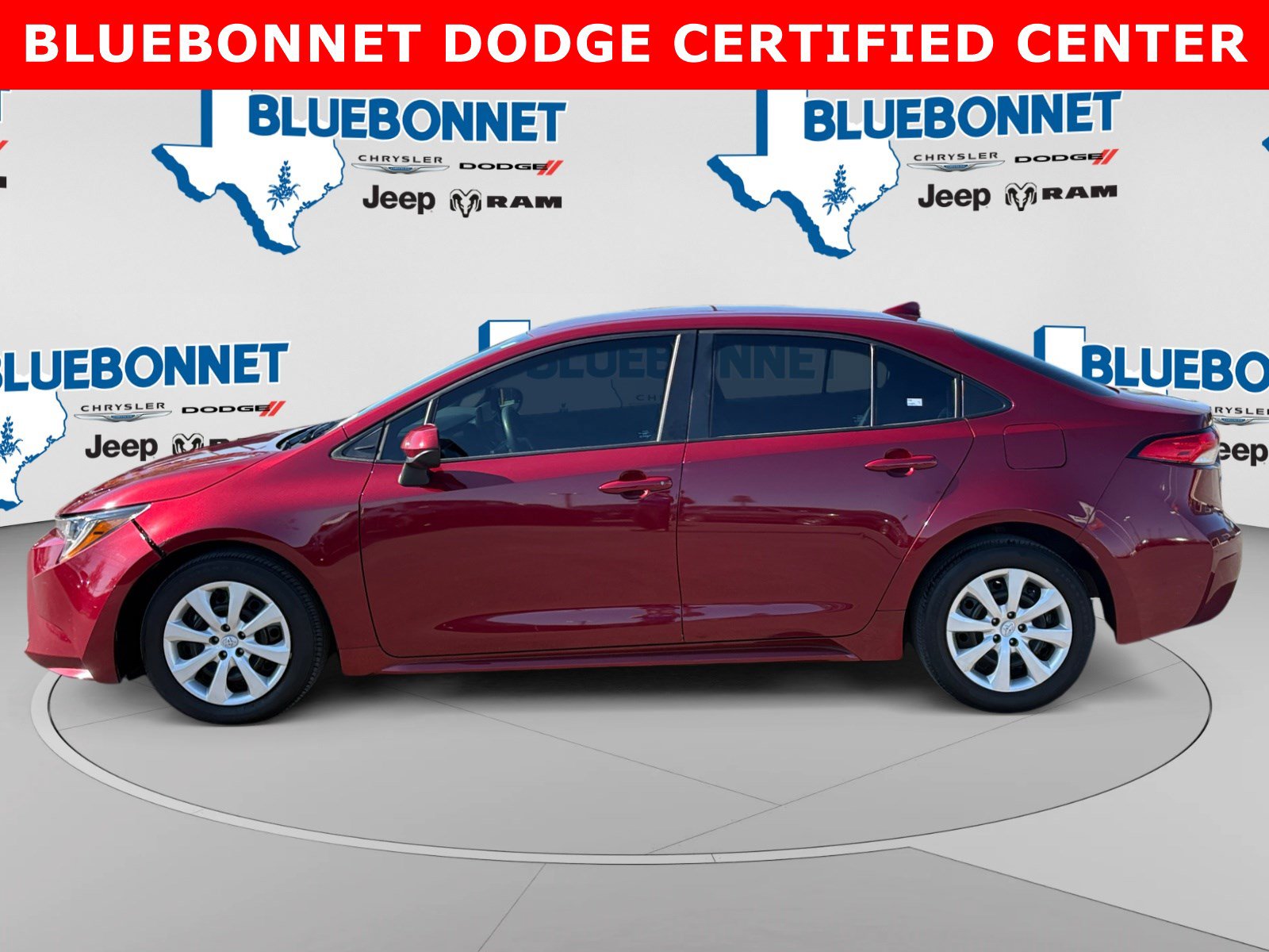 Used 2023 Toyota Corolla LE FWD image 8
