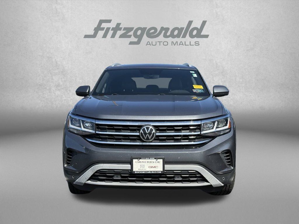Used 2021 Volkswagen Atlas Cross Sport SE w/ Panoramic Sunroof Package AWD/4WD image 2