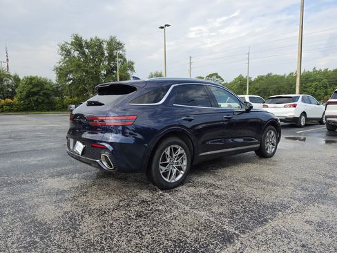 Used 2025 Genesis GV70 2.5T AWD/4WD image 4