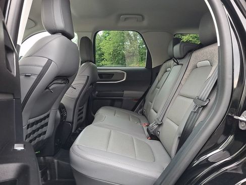 Used 2025 Ford Bronco Sport Badlands AWD/4WD image 10