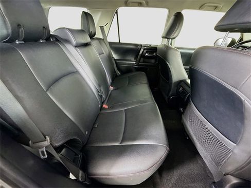 Certified 2022 Toyota 4Runner TRD Off-Road Premium image 27