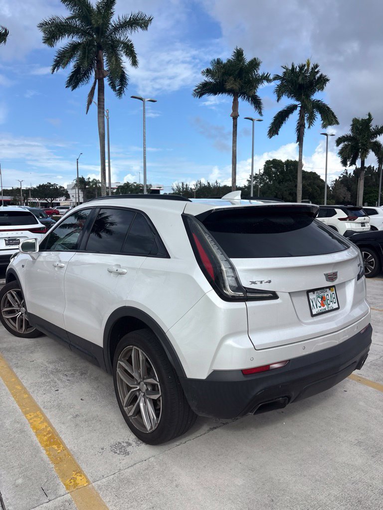 Used 2019 Cadillac XT4 Sport w/ Driver Awareness Package FWD image 6