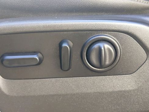 Used 2021 Chevrolet Silverado 2500 LTZ w/ Z71 Off-Road Package image 17