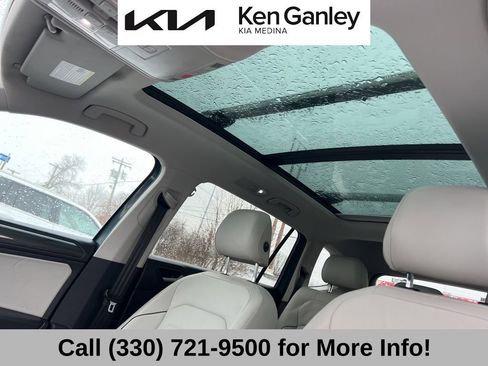 Used 2019 Volkswagen Tiguan SEL Premium image 41