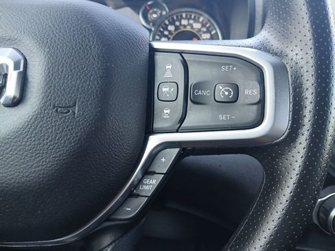 Used 2025 RAM 1500 Lone Star image 16