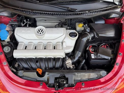 Used 2010 Volkswagen Beetle Convertible FWD image 65