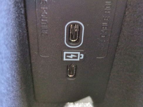 New 2026 Volvo XC60 B5 Ultra w/ Protection Package Premier image 21