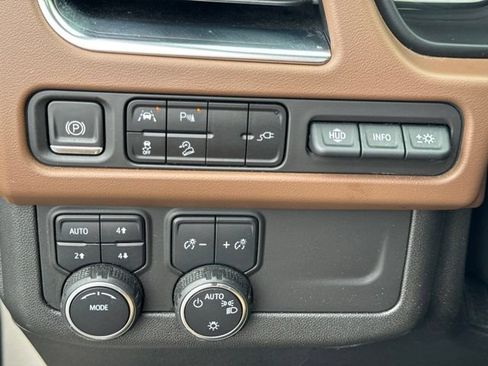 Used 2021 Chevrolet Tahoe High Country AWD/4WD image 44