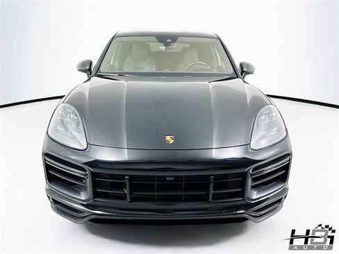 Used 2023 Porsche Cayenne Turbo GT image 3