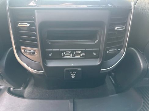 Used 2020 RAM 1500 Laramie AWD/4WD image 24