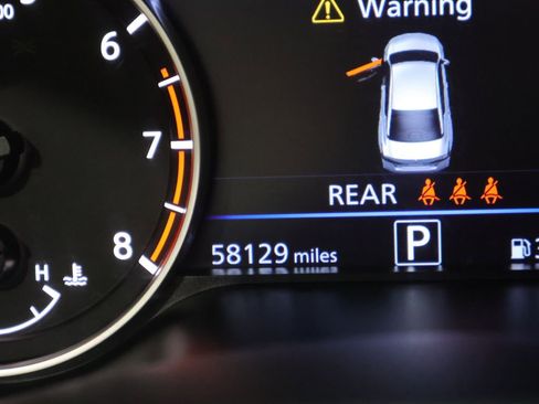 Used 2024 Nissan Altima 2.5 SV AWD/4WD image 37