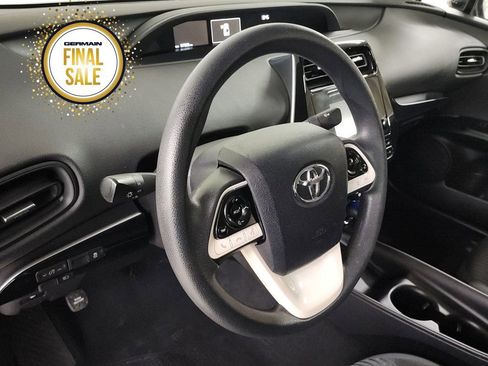 Used 2018 Toyota Prius Two image 16