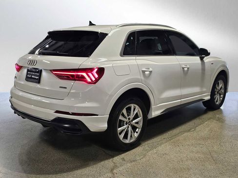 Used 2022 Audi Q3 2.0T Premium w/ Convenience Package image 3