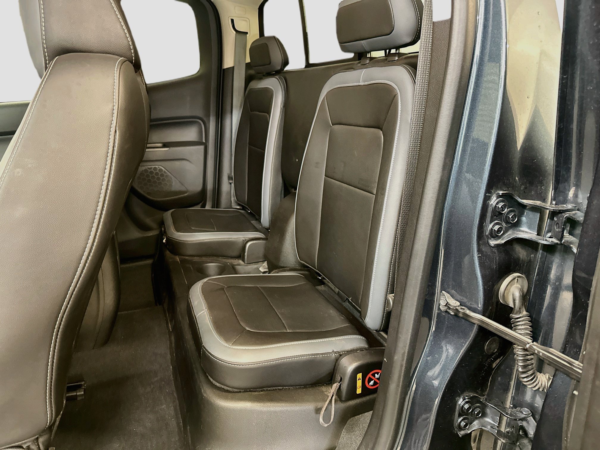Used 2019 Chevrolet Colorado Z71 AWD/4WD image 29