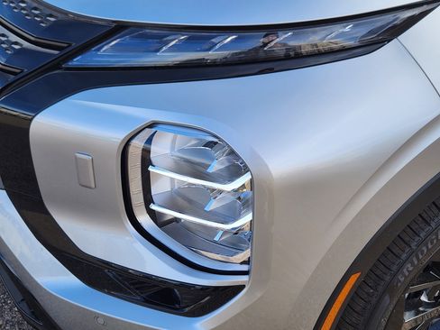 New 2025 Mitsubishi Outlander SEL Black Edition image 5