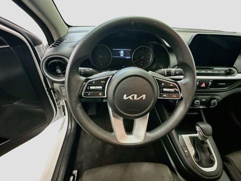 Used 2024 Kia Forte LXS FWD image 18