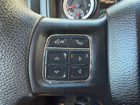 Used 2015 RAM 2500 SLT image 30