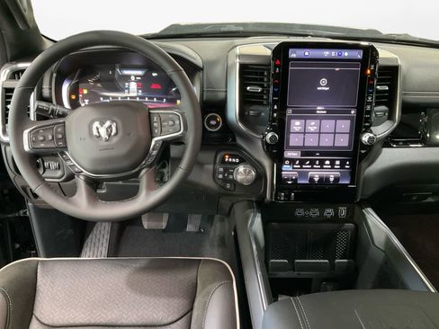 Used 2026 RAM 1500 Laramie w/ Night Edition AWD/4WD image 10