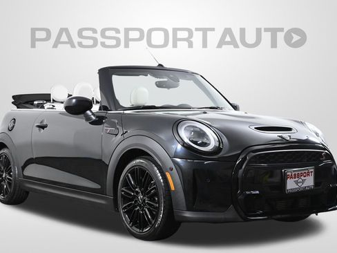 Certified 2023 MINI Cooper S image 3
