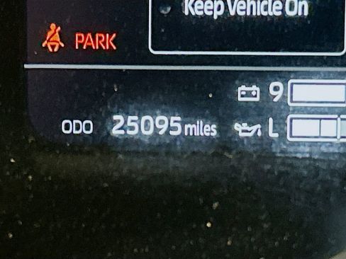 Used 2024 Toyota Tundra Limited image 10