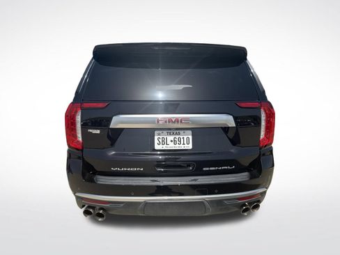 Used 2022 GMC Yukon Denali AWD/4WD image 6