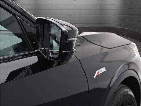 Used 2026 Acura MDX A-Spec image 17