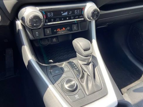 Used 2024 Toyota RAV4 XLE w/ Convenience Package AWD/4WD image 20