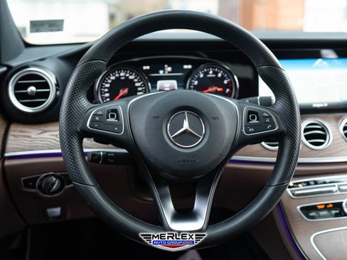 Used 2018 Mercedes-Benz E 300 w/ Premium 1 Package image 23