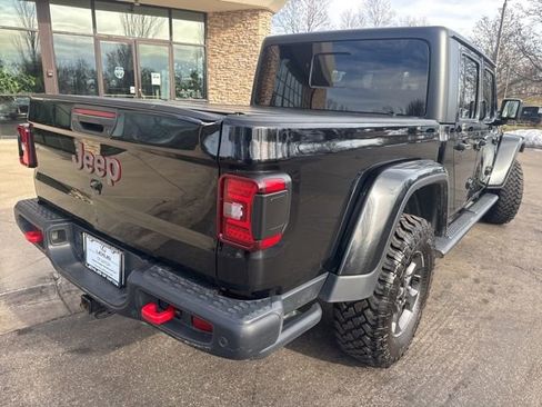 Used 2020 Jeep Gladiator Rubicon image 3