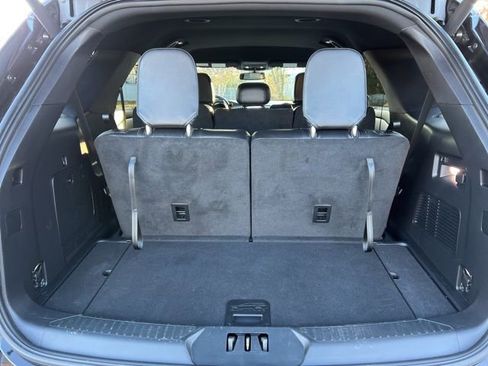 Used 2022 Ford Explorer ST w/ ST Street Pack image 30