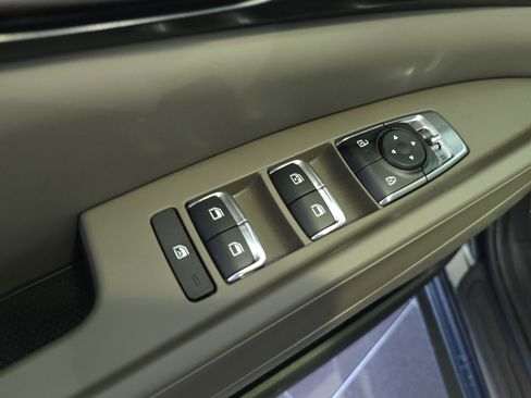 Used 2026 Kia Carnival LXS image 14