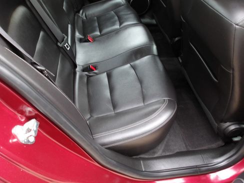 Used 2016 Chevrolet Cruze LT w/ Sun, Sound and Sport Package FWD image 22