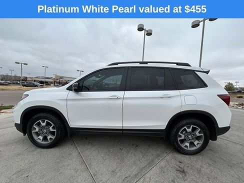 Used 2023 Honda Passport TrailSport image 4