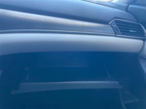 Used 2021 Honda Accord LX image 26