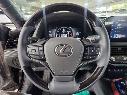New 2026 Lexus LS 500 AWD image 14