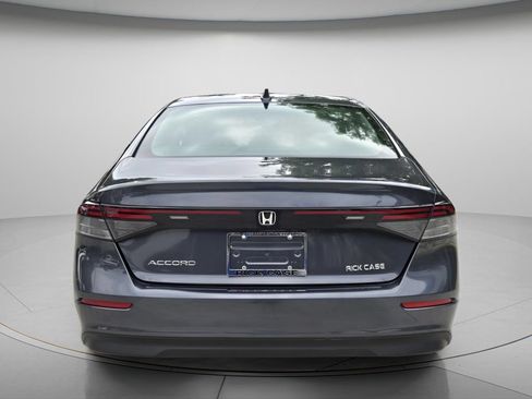 Certified 2024 Honda Accord EX image 6
