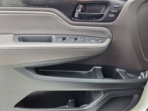 Used 2019 Honda Odyssey Elite image 29