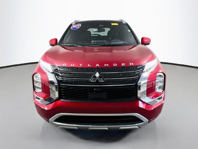 Used 2023 Mitsubishi Outlander SEL AWD/4WD image 3