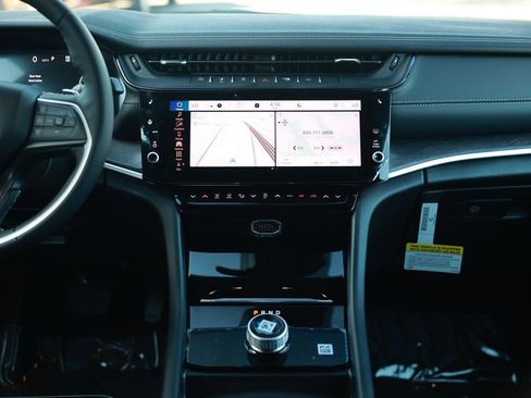 New 2026 Jeep Grand Cherokee Limited w/ MOPAR Finishing Package RWD image 24