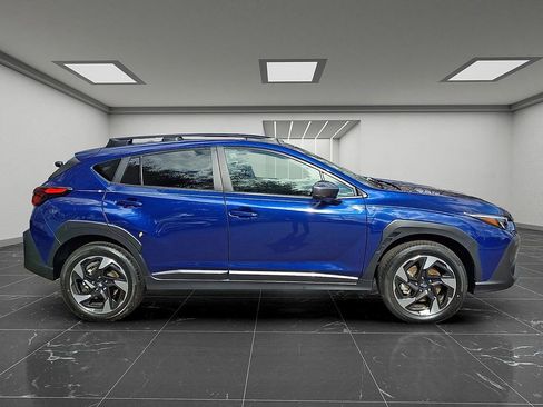 Certified 2025 Subaru Crosstrek 2.5i Limited w/ Crosstrek Mirror Package image 8