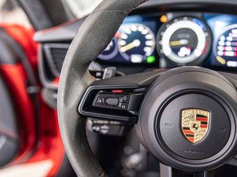 Used 2022 Porsche 911 GT3 RWD image 26
