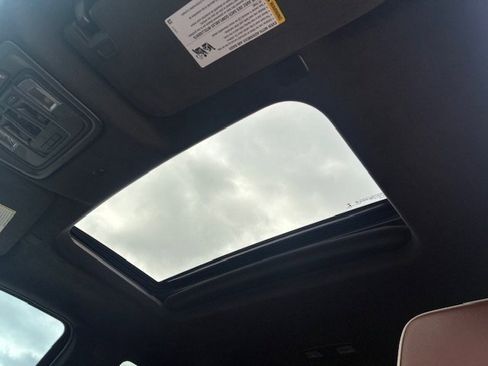 Used 2022 GMC Sierra 1500 Denali Ultimate image 17