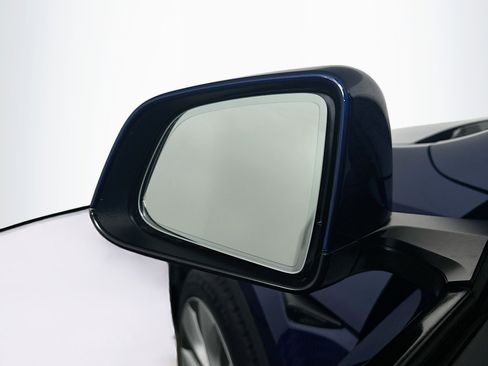 Used 2024 Tesla Model Y Long Range AWD/4WD image 16